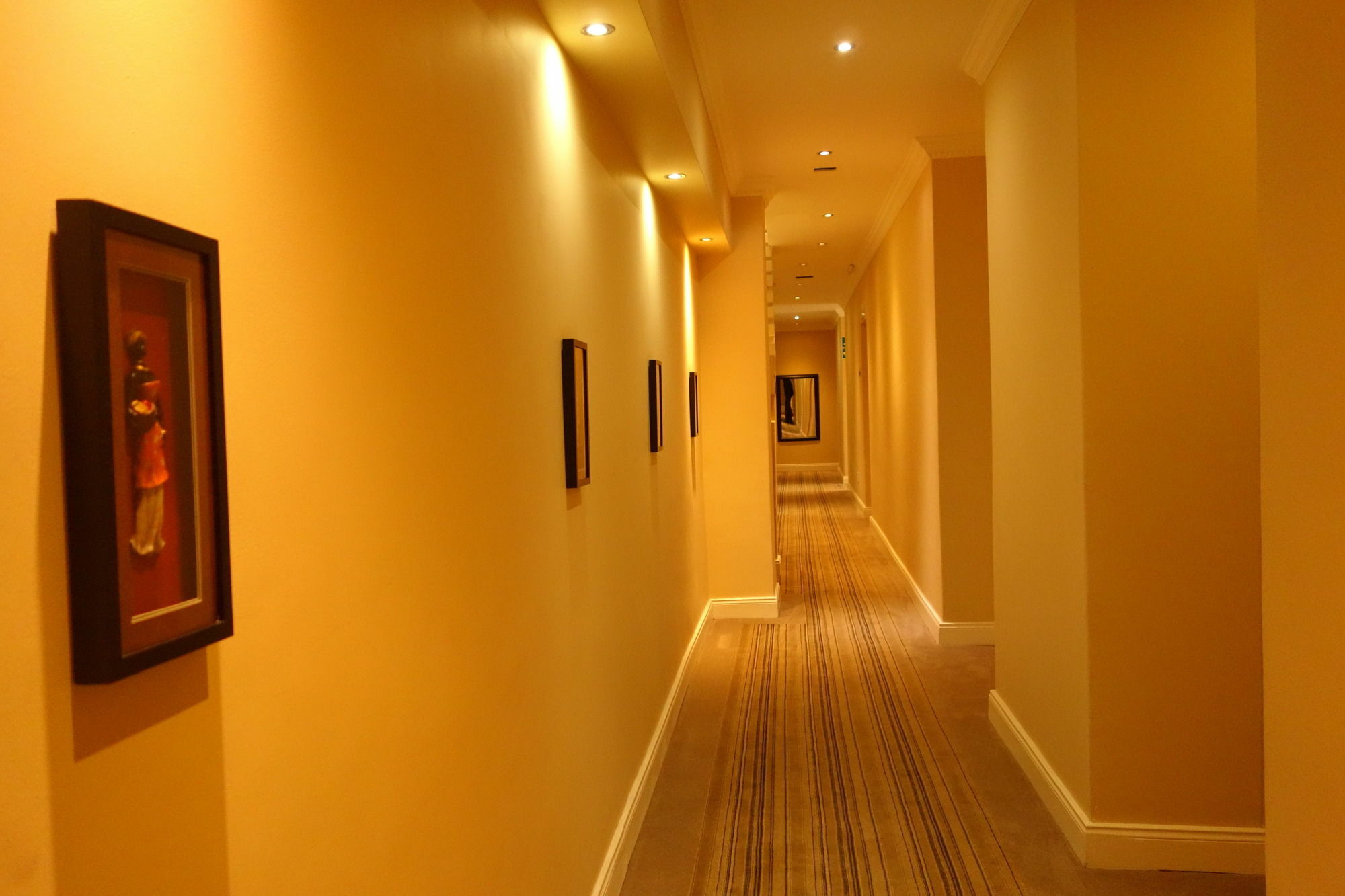 The Destiny Hotel Johannesburg Exterior foto